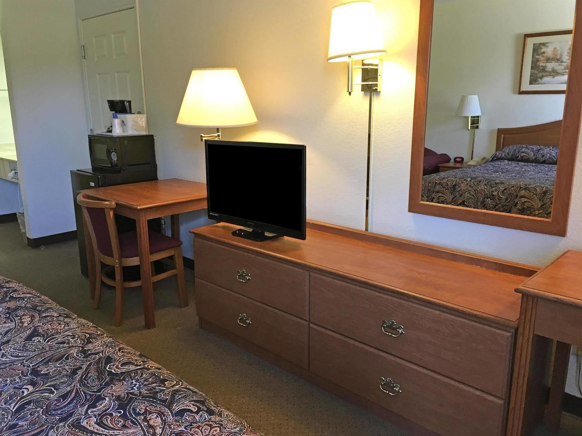 Americas Best Value Inn Smackover Eksteriør billede